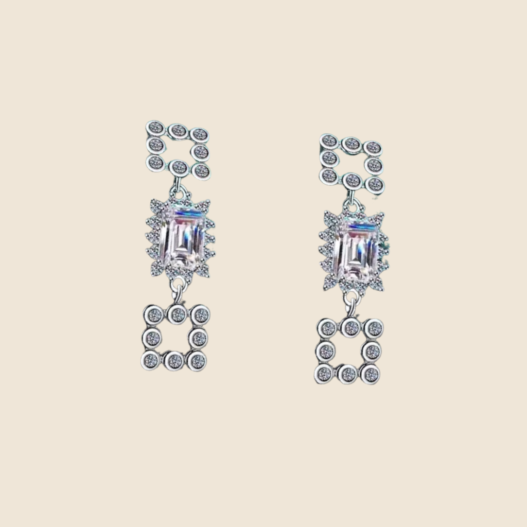 Boucles d’oreilles Naomi en moissanite