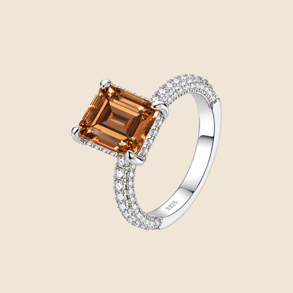 Céleste 5 carats de moissanite marron (précommande)